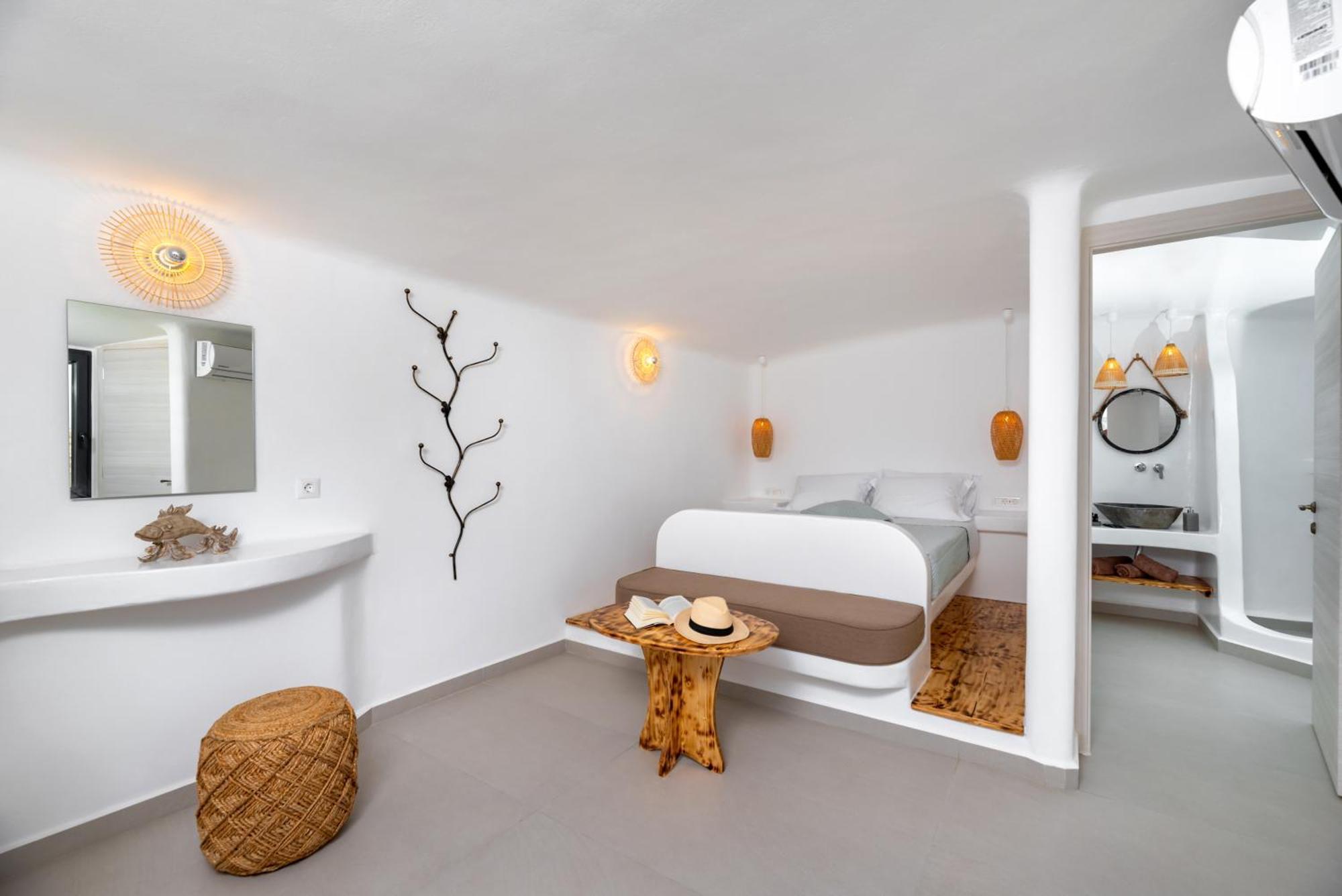 Deep Cave Suites Kontochori Fira  Exterior photo